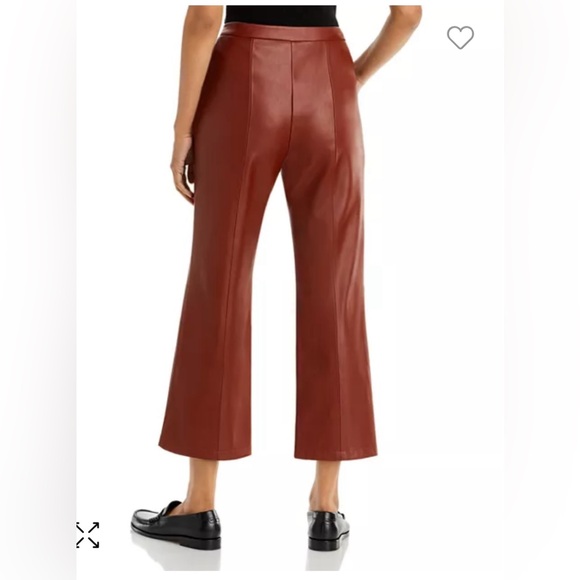 T Tahari
Faux Leather Cropped Bootcut Pants Sz 8 EUC LIKE NEW. BURGUNDY - Picture 3 of 8